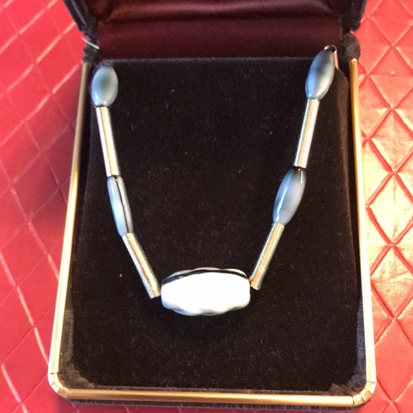 Silver and purplish gray with black stripe beaded necklace - Picture 1 of 5